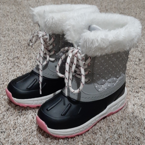 carter's snow boots for toddlers
